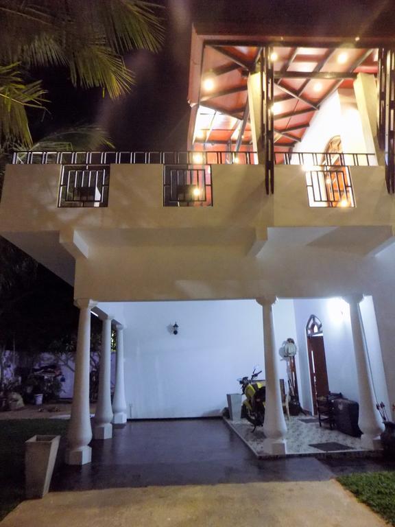 Prosperity Villa Negombo Exterior foto
